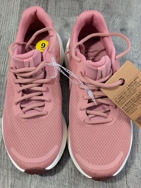 Nike Revolution 7  Running Shoe, Women's 9